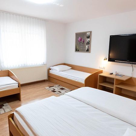 Apartmaji In Sobe Ramar Otel Straza Dış mekan fotoğraf