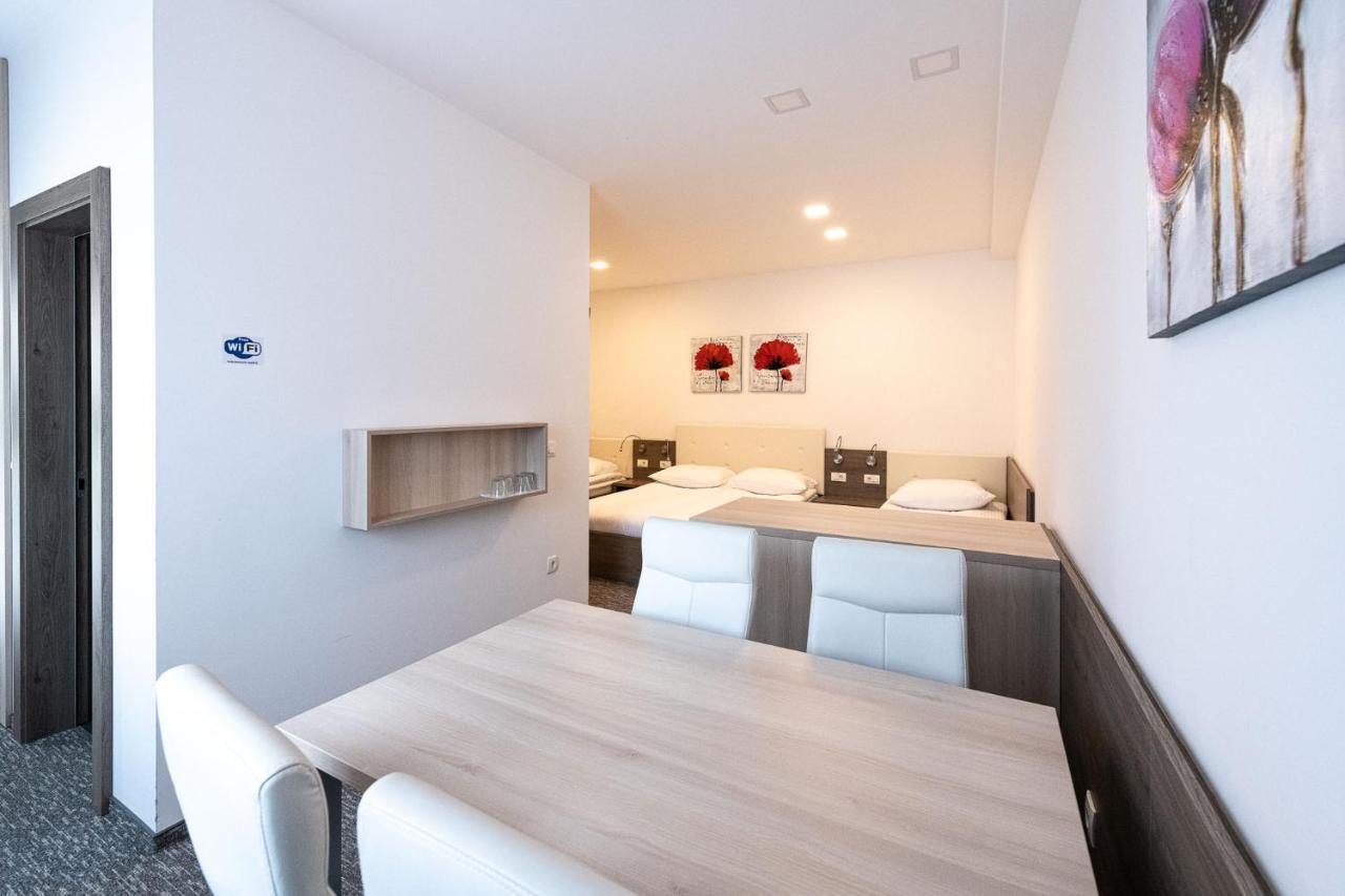 Apartmaji In Sobe Ramar Straza Dış mekan fotoğraf