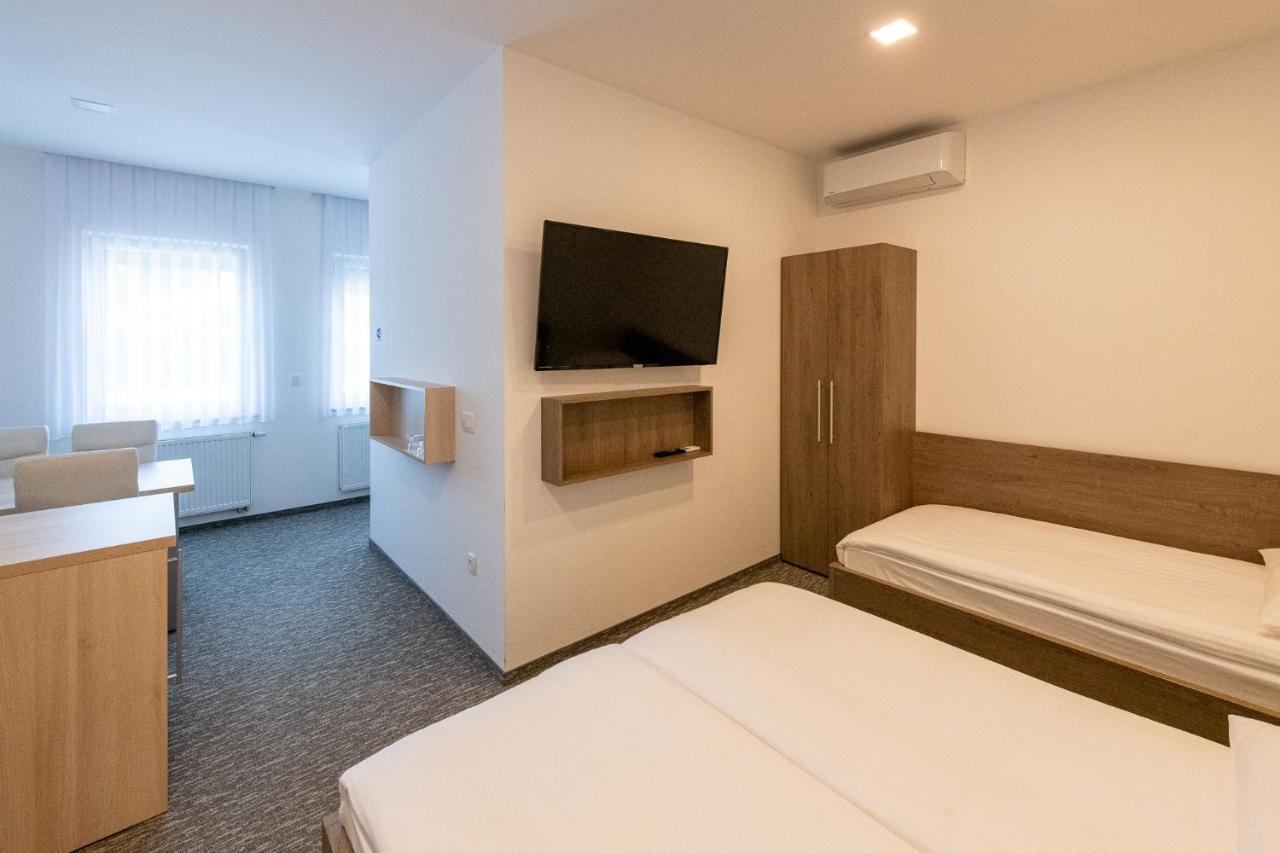 Apartmaji In Sobe Ramar Otel Straza Dış mekan fotoğraf