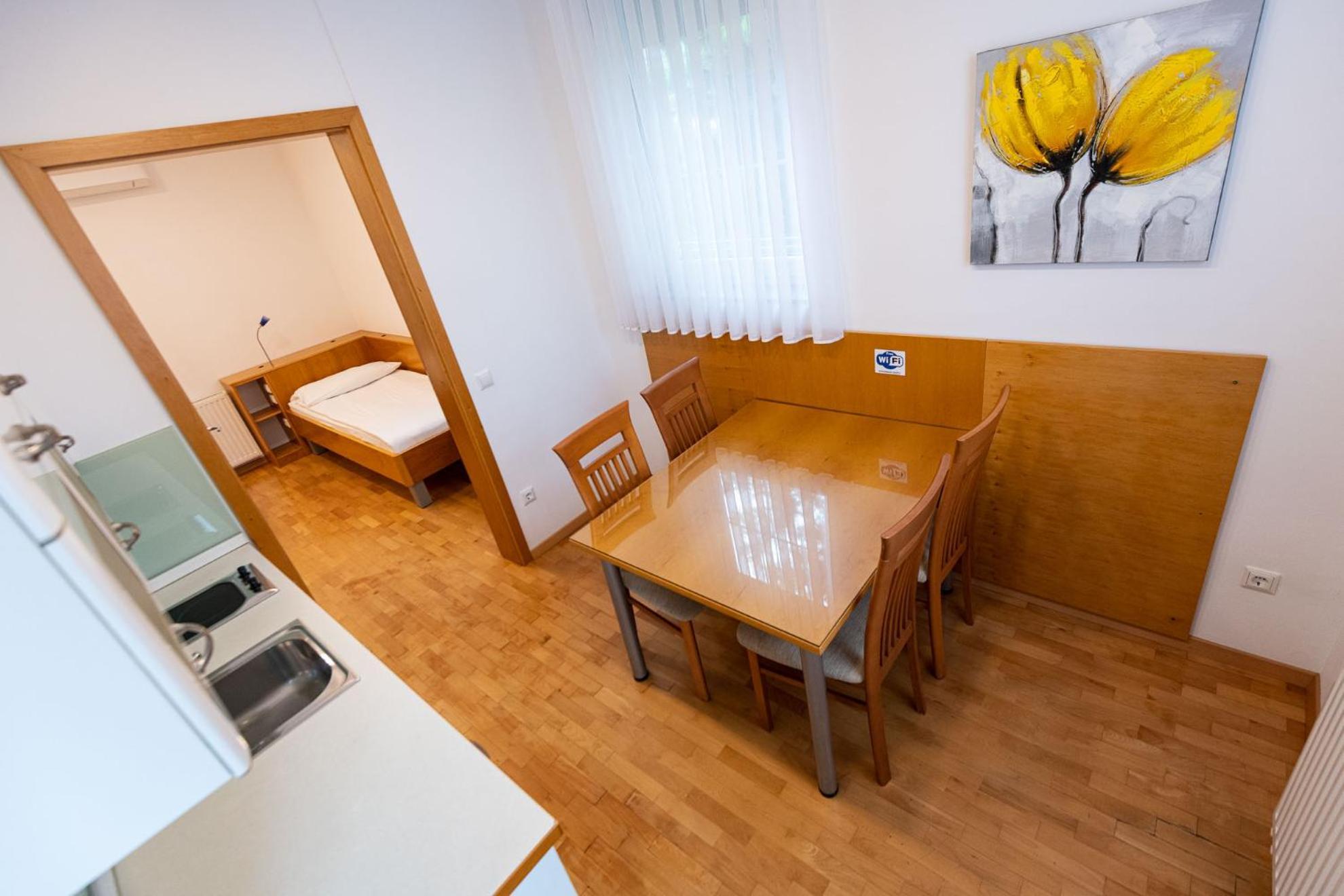 Apartmaji In Sobe Ramar Otel Straza Dış mekan fotoğraf